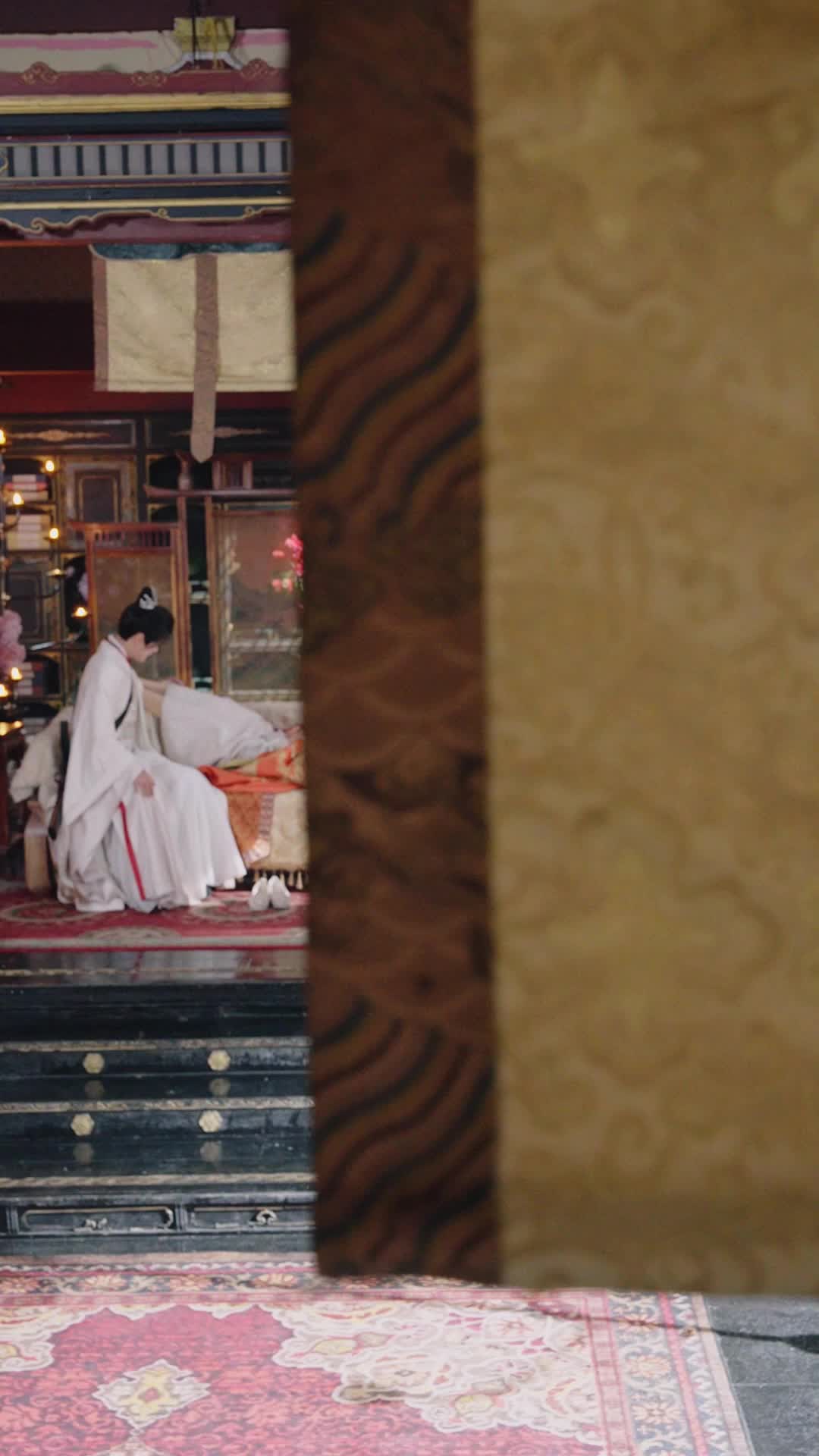 Episode 8 - From Hostage to Holder of Power